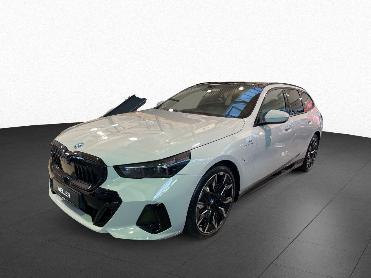 BMW 5-serie - 550 e xDrive M Sport Pro | Pano | Harman K | Krijt Por - AutoWereld.nl