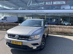 Volkswagen Tiguan - 1.4 TSI ACT Comfortline Business Full options met o.a Navigatiepakket - Climate control