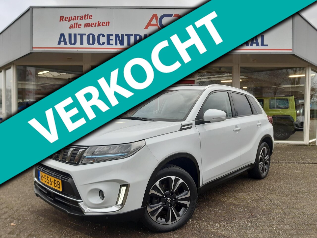 Suzuki Vitara - 1.4 Style Boosterjet Smart Hybrid AllGrip TREKHAAK CLIMA NAVI SCHUIFDAK CAMERA STOELVERWAR - AutoWereld.nl