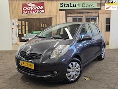 Toyota Yaris - 1.3 VVTi Sol MMT/AIRCO/AUTOMAAT/N.A.P/