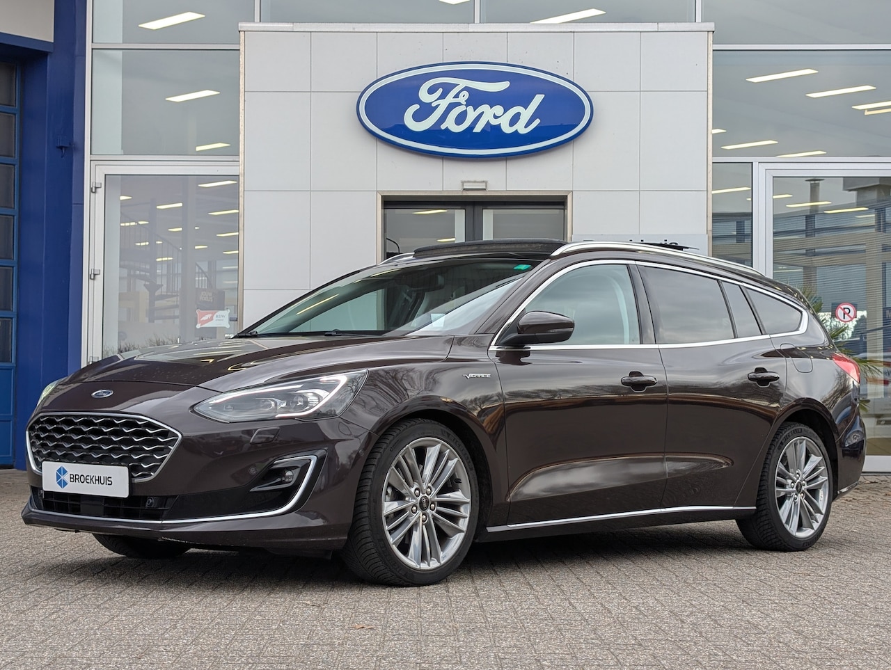 Ford Focus Wagon - 1.0 EcoBoost Vignale | Panoramadak | B&O Audio | Adap. Cruise | Elektrisch glazen panorama - AutoWereld.nl