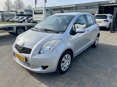 Toyota Yaris - 1.0 VVTi Sol - 5Drs - Weinig Km