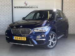 BMW X1 - sDrive20i Centennial Executive | 1e eigen. | Dealer onderh. | 18" LMV | Trekhaak | PDC V+A