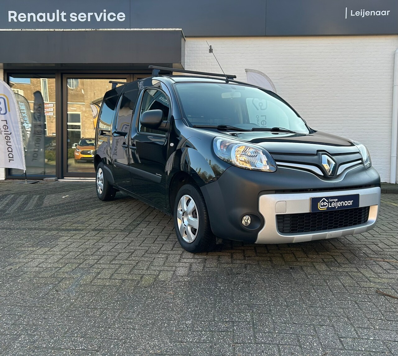 Renault Kangoo - 1.5 dCi 90 Energy Luxe Maxi | Airco | Bluetooth | Imperial | Betimmering - AutoWereld.nl