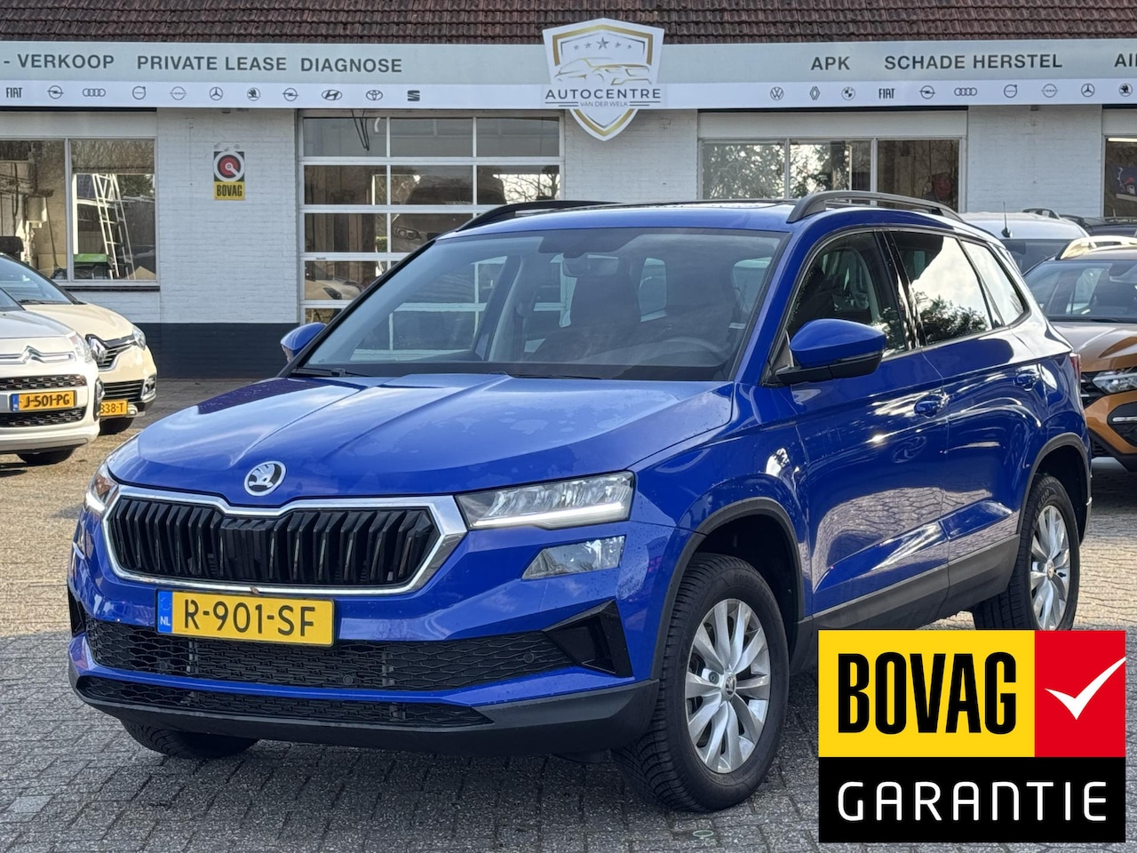 Skoda Karoq - 1.5 TSI ACT Business Edition PANO | NAVI | CAMERA | TREKHAAK | BOVAG! - AutoWereld.nl