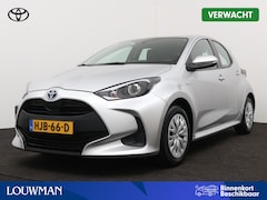 Toyota Yaris - 1.5 Hybrid Active Limited | Navigatie | Camera | Climate Control | Cruise Control Adaptief