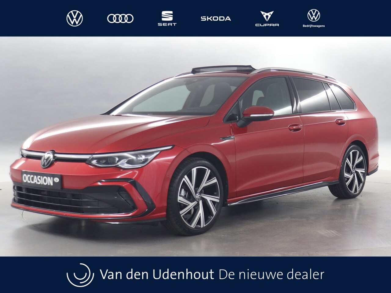 Volkswagen Golf Variant - 1.5 eTSI 150pk R-Line Business DSG / Panoramadak / Head-up Display / Camera - AutoWereld.nl