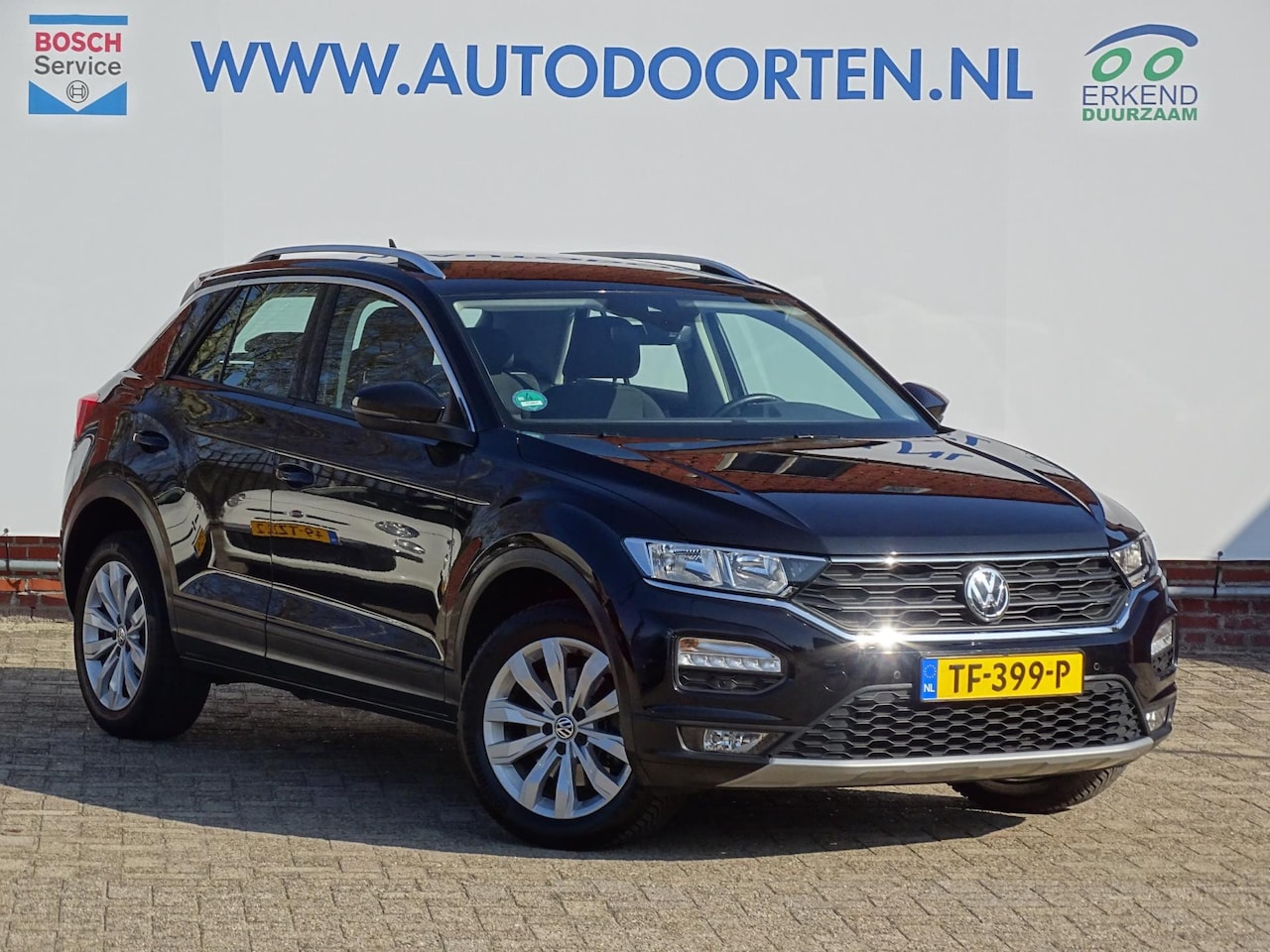 Volkswagen T-Roc - 1.5 TSI Style|AUTOMAAT|ACC|CAR-PLAY - AutoWereld.nl