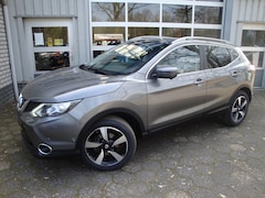 Nissan Qashqai - 1.2 Tekna / Trekhaak / Lederen bekleding