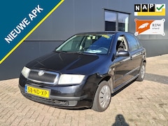 Skoda Fabia - 1.4 Comfort 5-Deurs Airco Nieuwe APK