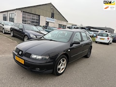 Seat Leon - 1.6-16V Sport Airco Bj:2002 NAP