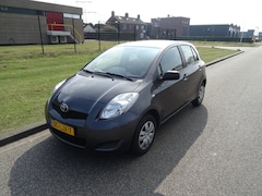 Toyota Yaris - 1.0 VVTi Acces