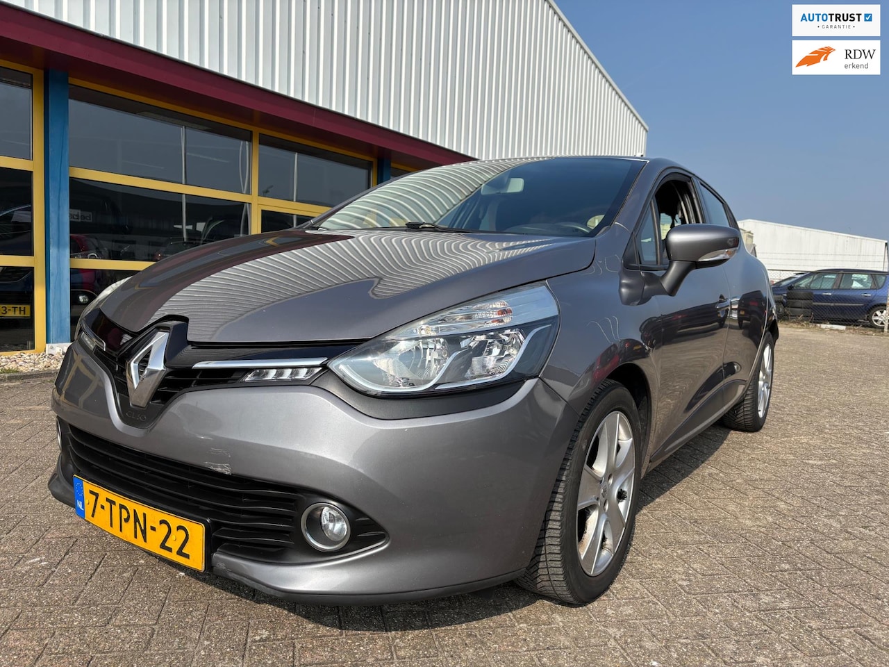 Renault Clio - 0.9 TCe Dynamique NAVI APK T/M 12-5-26 - AutoWereld.nl