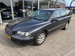 Volvo V70 - 2.4 COMFORT LINE