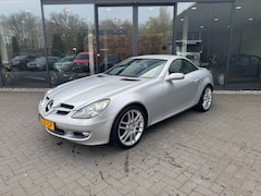 Mercedes-Benz SLK-klasse - 200 K. AMG-Line, Leder, Xenon, Airscarf, Carplay, Cruise,