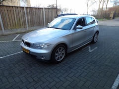 BMW 1-serie - 118 D Executive - leder - navigatie - camera