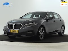 BMW 1-serie - 118i Executive Edition CarPlay | Camera | Dealer onderhouden