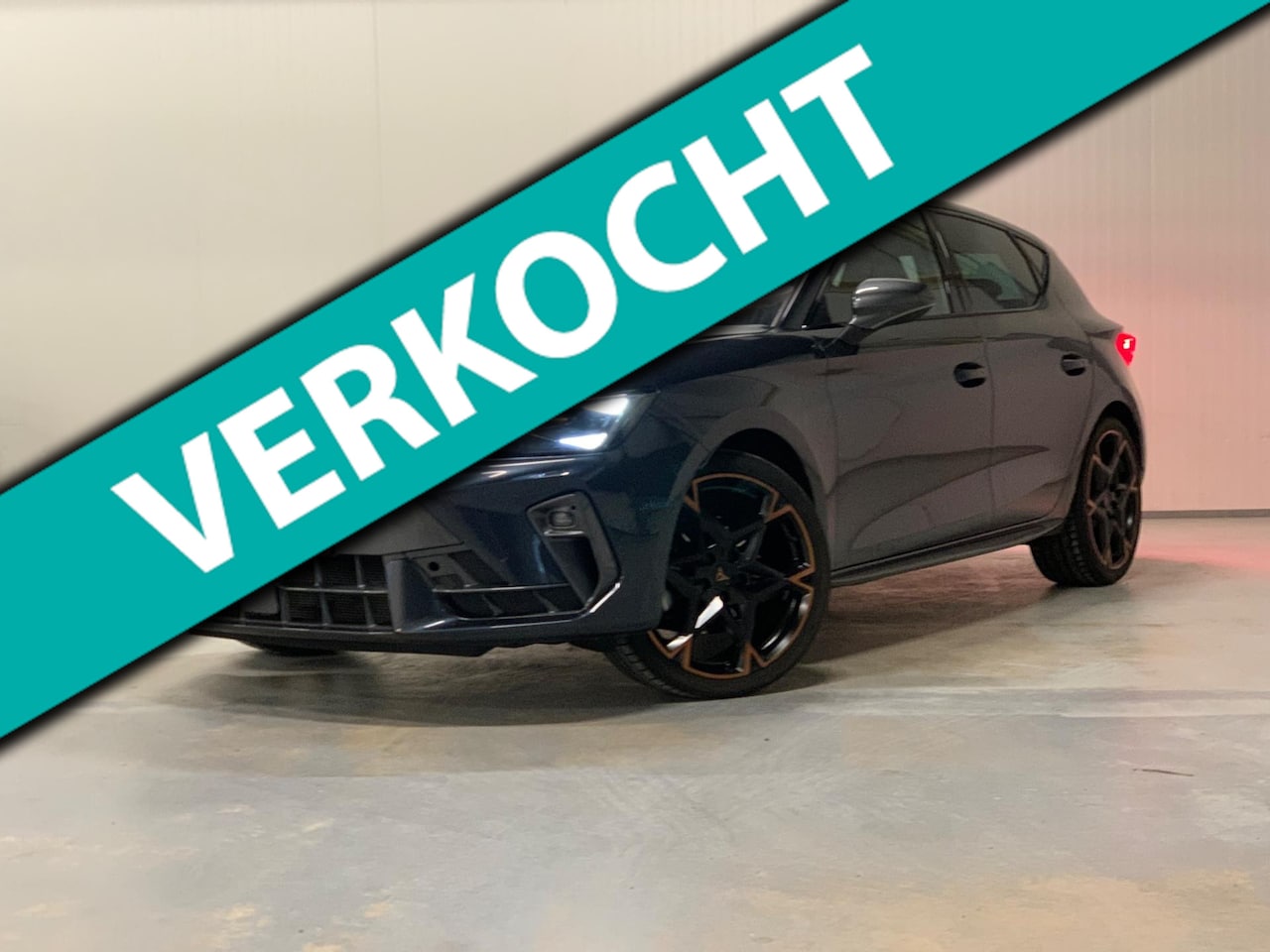 CUPRA Leon - 1.5 eTSI VZ | KUIPSTOELEN | SENNHEISER AUDIO | CAMERA - AutoWereld.nl