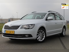 Skoda Superb Combi - 1.4 TSI Sprint Pro 125 pk | PANORAMA DAK | TREKHAAK | NAVIGATIE | PARKEERSENSOREN | CRUISE