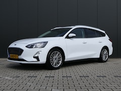 Ford Focus Wagon - 1.0 EcoBoost Titanium | Trekhaak | 17 Inch | Privacy Glass | Adaptive Cruise | Camera | Na