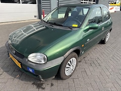 Opel Corsa - 1.4i Strada