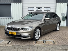 BMW 5-serie Touring - 540i xDrive High Executive Pano | Softclose | TV achter | ACC |