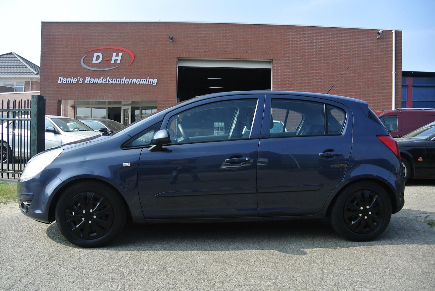 Opel Corsa - 1.2-16V Business airco inruil mogelijk nap - AutoWereld.nl