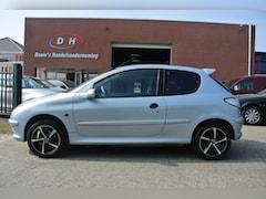 Peugeot 206 - 1.4 XT apk 07-08-2025 inruil mogelijk nap