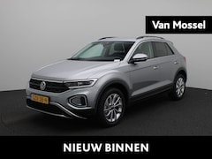 Volkswagen T-Roc - 1.0 TSI Oranje Edition | Navigatie | Draadloze Apple Carplay | Adaptieve cruise control |