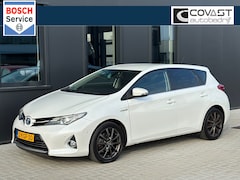 Toyota Auris - 1.8 Hybrid Executive Navi|Camera|Trekhaak|Keyless