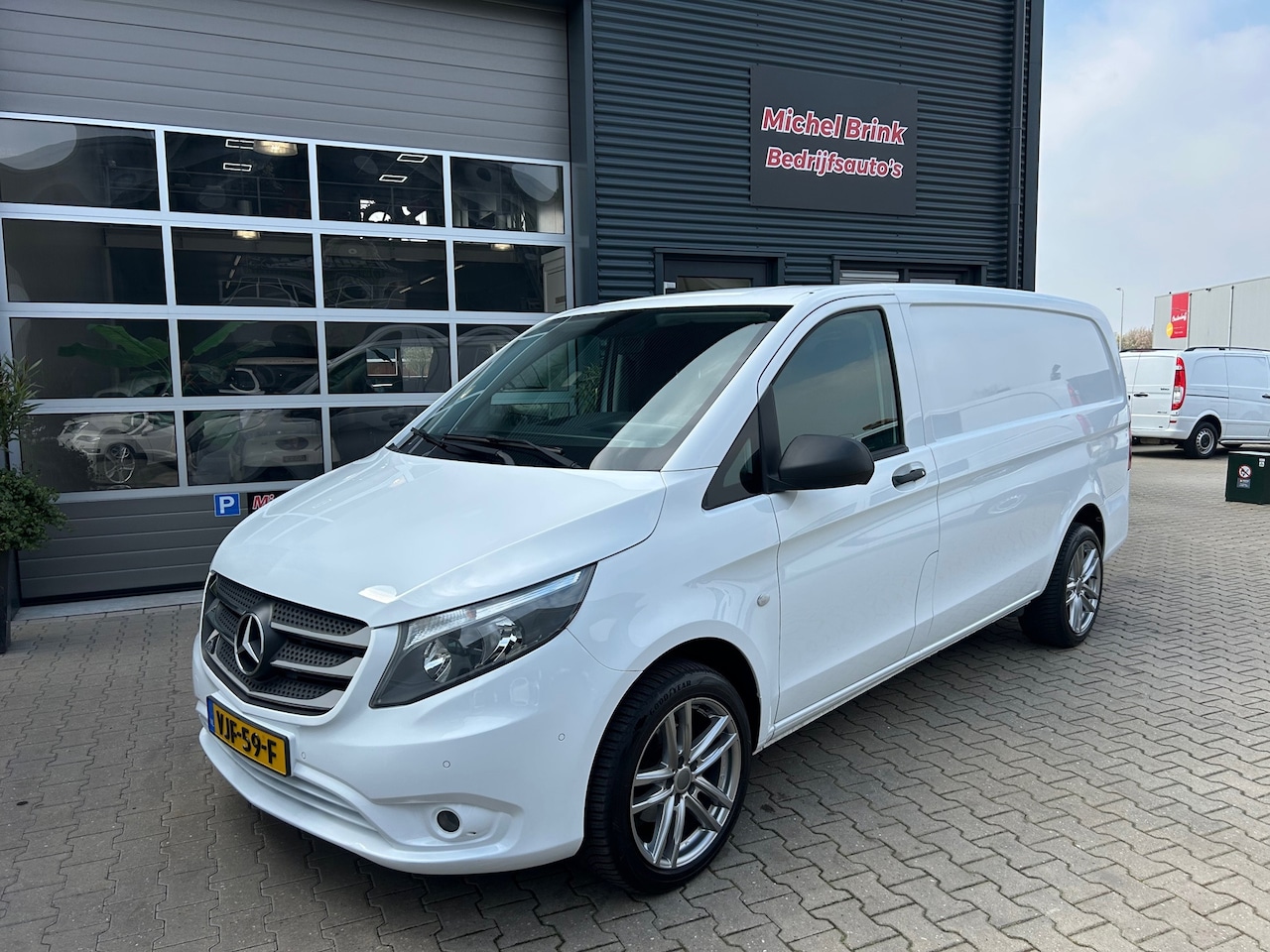 Mercedes-Benz Vito - 114 CDI Lang Business Ambition Automaat - AutoWereld.nl