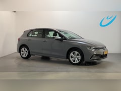 Volkswagen Golf - 1.0 TSI 110pk Life Navigatie Parkeersensoren Adaptive Cruise