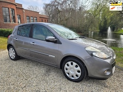 Renault Clio - 1.5 dCi Parisienne 5-deurs AIRCO/cruise