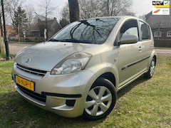 Daihatsu Sirion 2 - 1.0-12V Style 1e Eig. / Airco / Topstaat