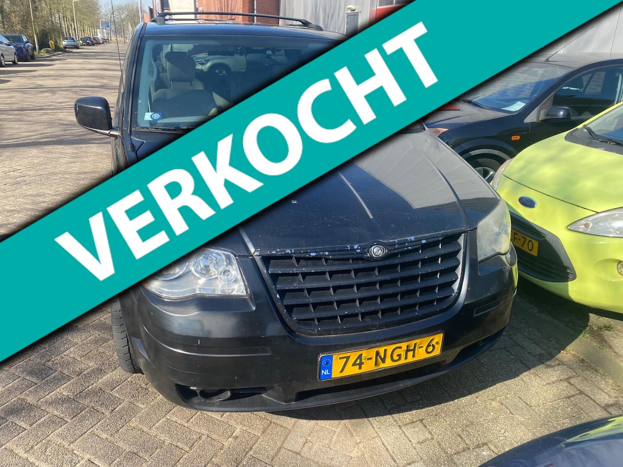 Chrysler Town & Country - 7 persoons - AutoWereld.nl