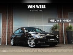 BMW 3-serie - 328i F30 Executive Sport-Line | 1e eigenaar | NL auto | Sportstuur | Xenon | PDC | Navi |