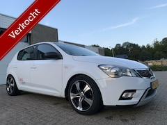 Kia Cee'd - 1.4 CVVT Sport Facelift 5DR NWE APK Airco LM velgen Elektrisch ramen