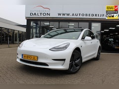 Tesla Model 3 - RWD Plus 60 kWh LAGE KM / AUTOPILOT / 1E EIG. / PANODAK / LEER