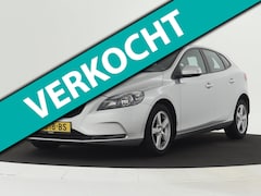 Volvo V40 - 2.0 T2 Momentum NAVI | Bluetooth | Dealer onderhouden