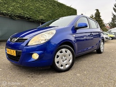 Hyundai i20 - 1.2i DynamicVersion / Nw. APK en onderhoudsbeurt