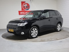 Mitsubishi Outlander - 2.0 PHEV Instyle, Leder, Achteruitrijcamera, Navigatie, Cruise control, Schuifdak, Afn tre