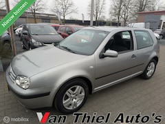 Volkswagen Golf - 1.6-16V Highline El.opendak parksensoren