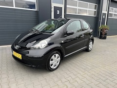 Toyota Aygo - 1.0-12V +