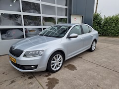 Skoda Octavia - 1.4 TSI Greentech Elegance Businessline