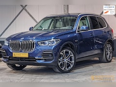 BMW X5 - XDrive45e|HUD|Pano|Comfort|Laser|Dealer|H&K|Softclos