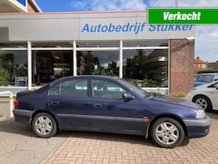 Toyota Avensis - 1.8 VVT-i Sedan Clima