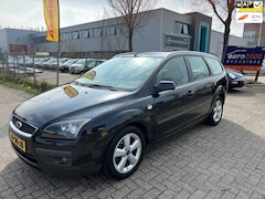 Ford Focus Wagon - 1.6-16V Futura - AIRCO - NIEUWE JAAR APK