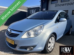 Opel Corsa - 1.2-16V Cosmo met airco en nieuwe APK