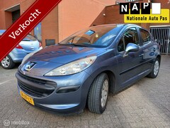 Peugeot 207 - 1.4 X-line