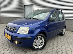 Fiat Panda - 1.2 Navigator panoramadak, alcantara, airco